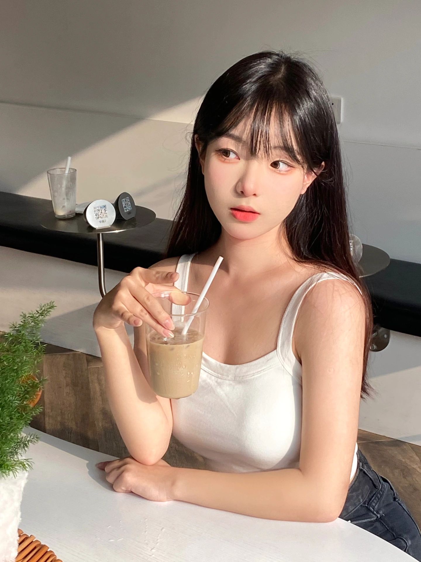 2023-06-22_20.24.15_娃娃软糖_要一起来喝下午茶吗_7.jpg
