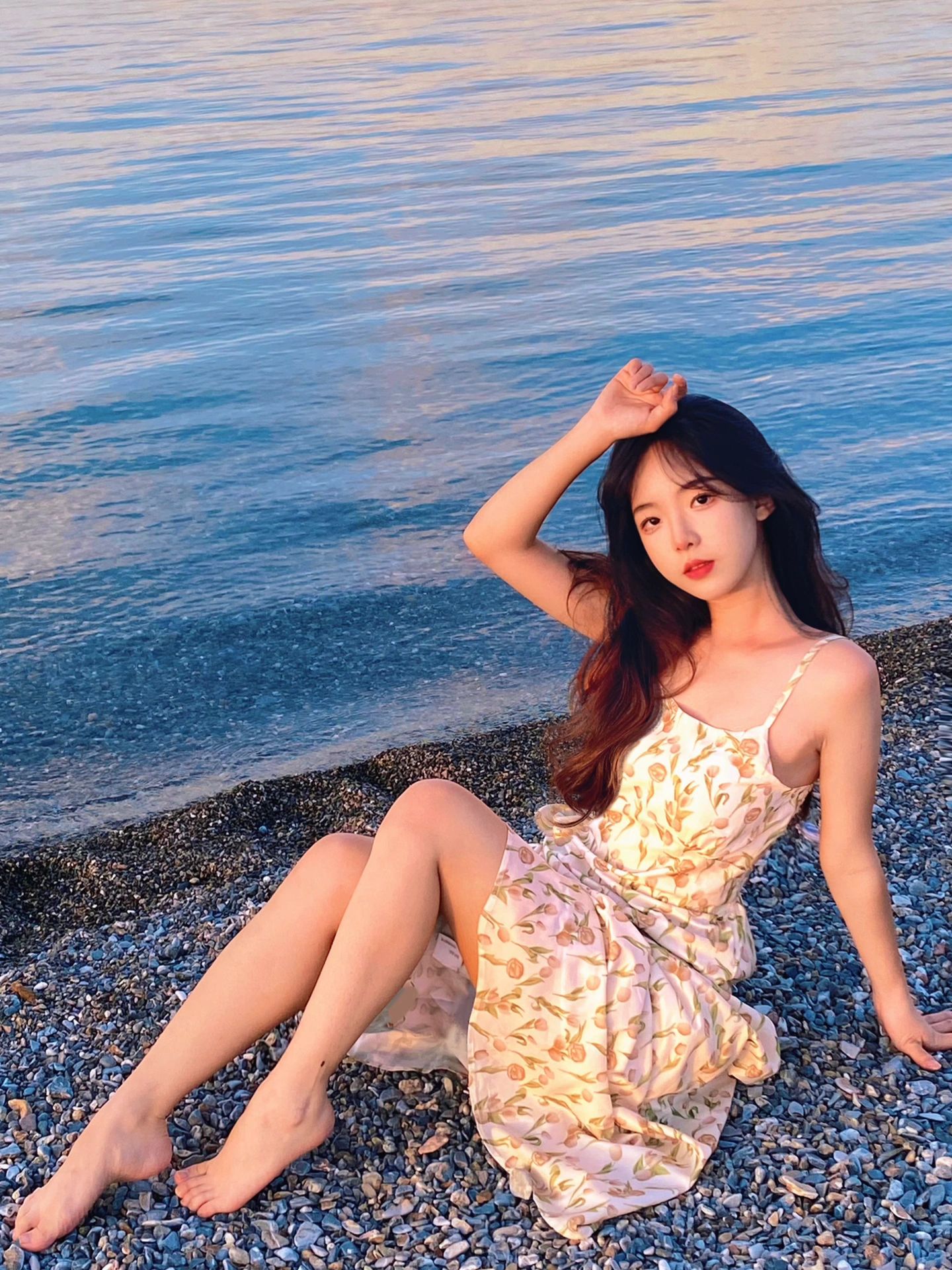 2023-07-26_20.39.38_娃娃软糖_赛里木湖_玻璃般透明的蓝色眼泪_2.jpg