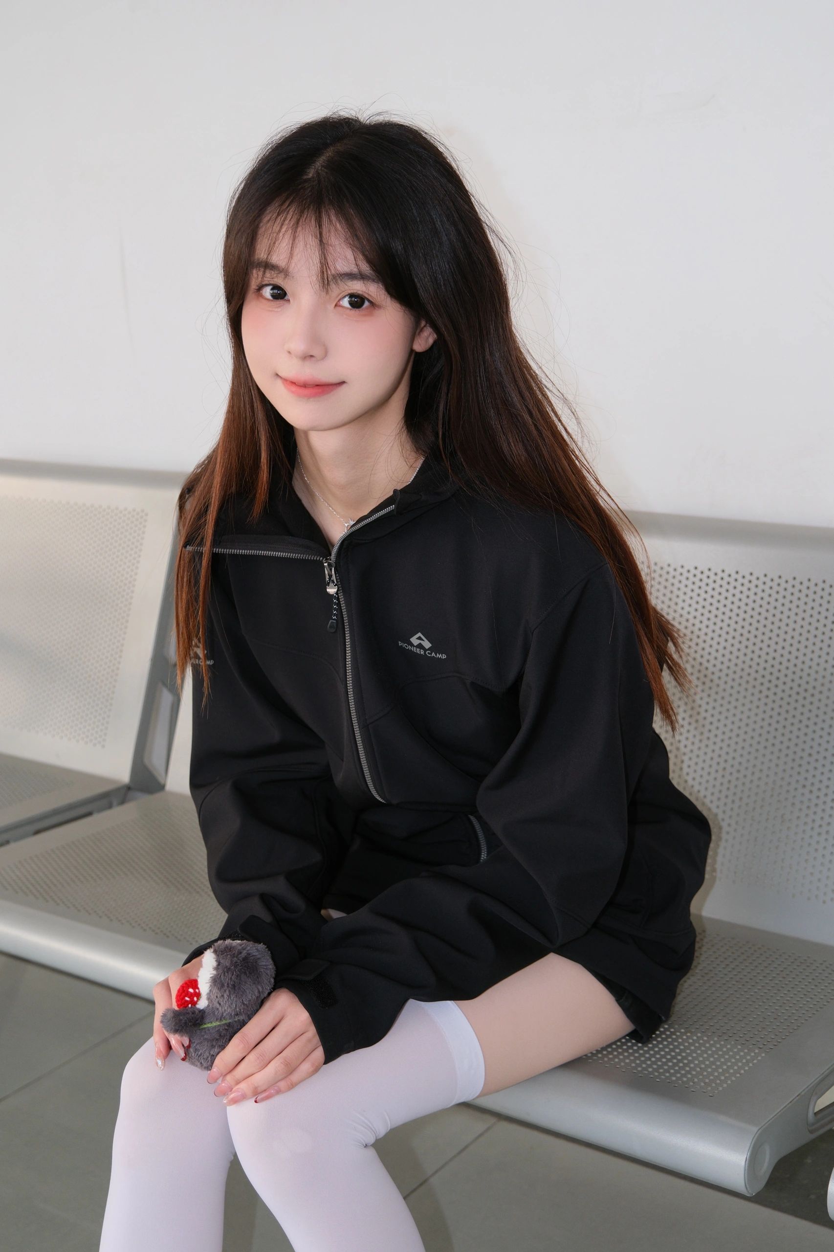 2025-02-08_11.32.36_是一只木糖醇_黄昏的学校走廊_8.jpg