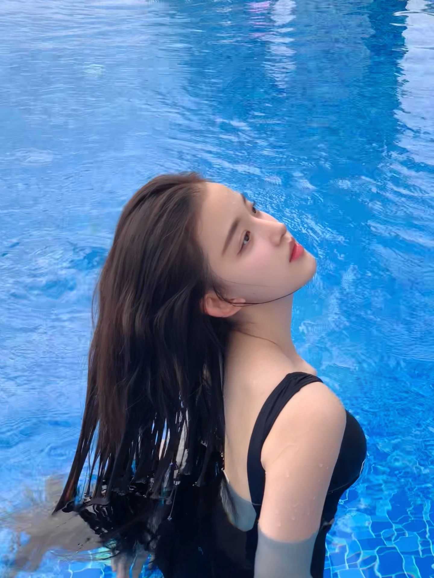2024-07-22_14.05.00_我是小思思儿_这个月有好好生活_2 - 副本.jpg