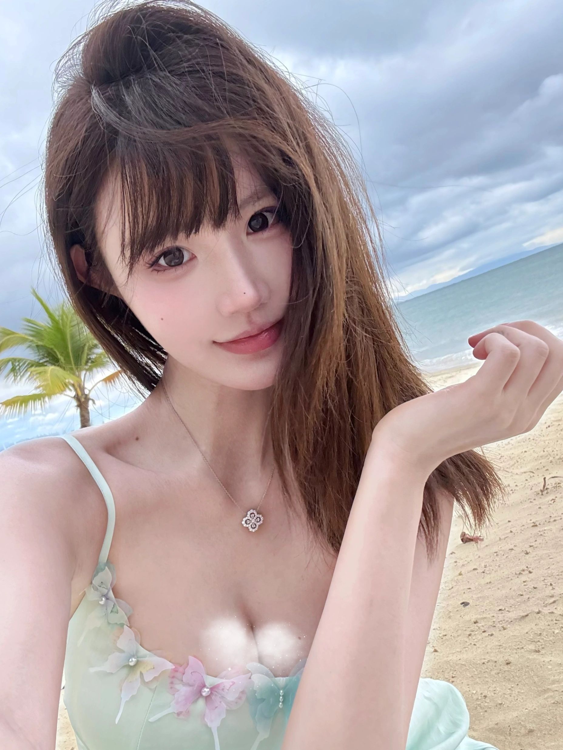 2025-02-27_16.59.45_刘小妹_晒太阳_3.jpg