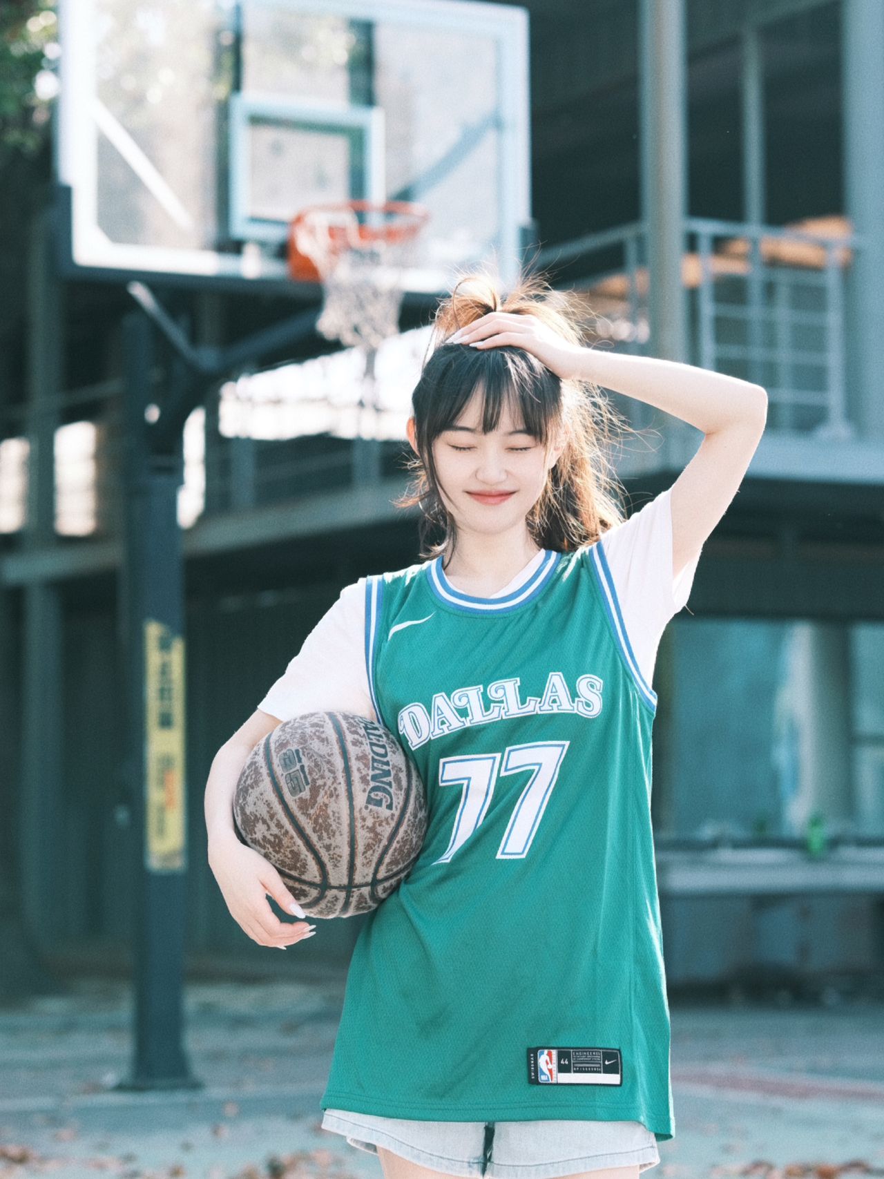 2023-04-09_17.45.02_是踢踢呀_“喂_下课要不要一起去打球！”_7.jpg