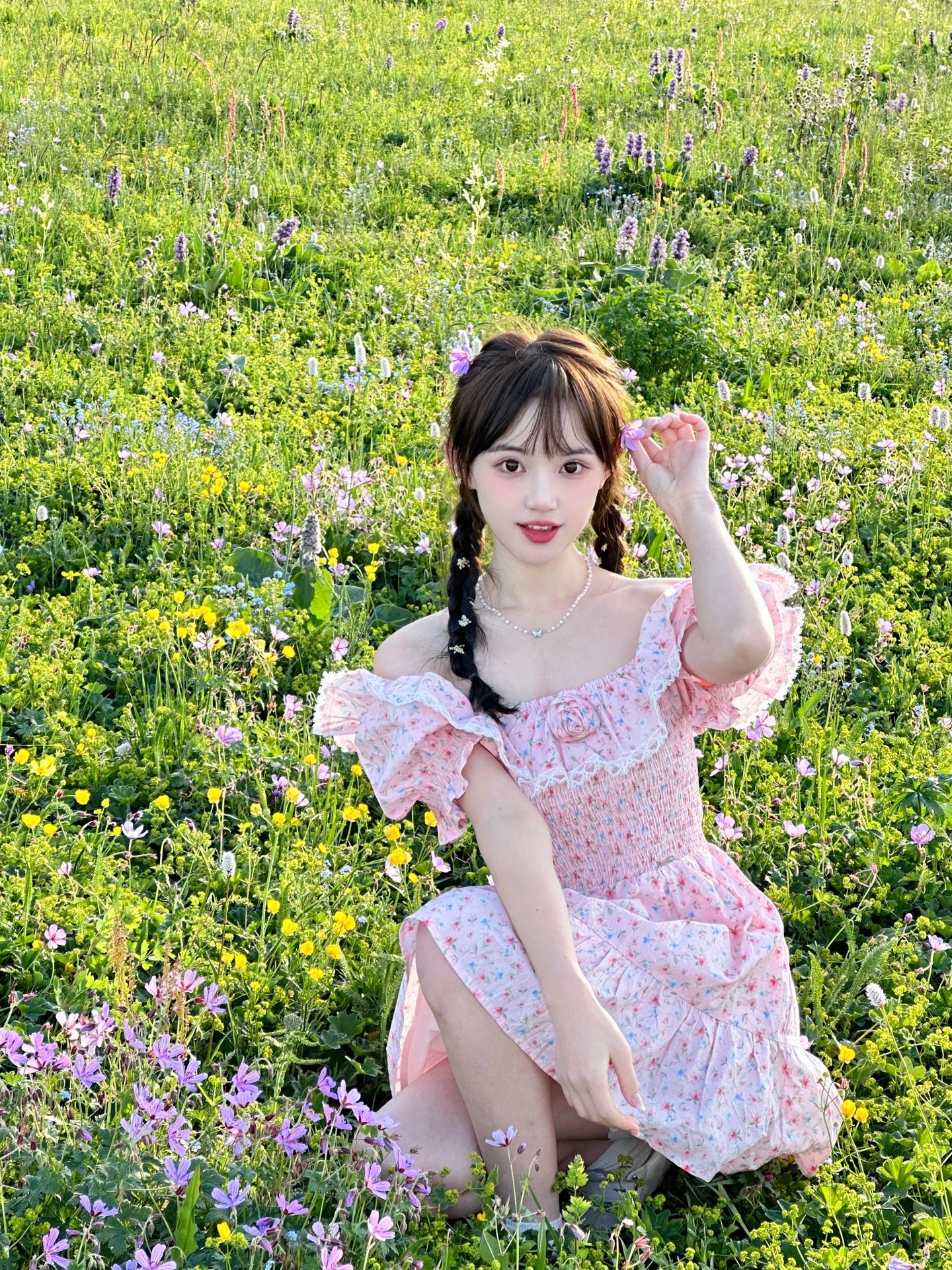 2023-07-15_23.07.27_是踢踢呀_甜妹的旅游拍照pose_进来学_8.jpg