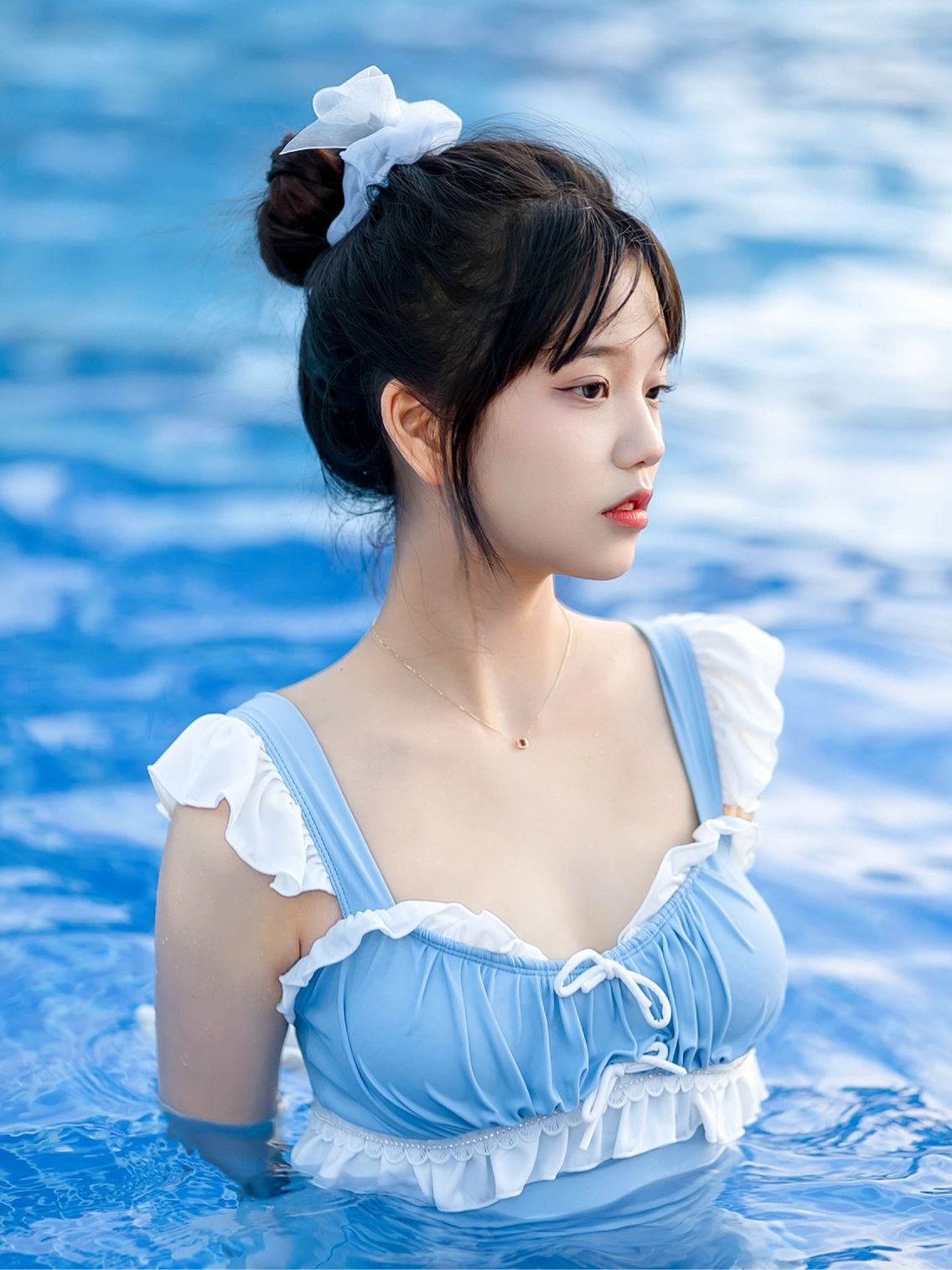 2022-08-30_15.55.59_小欣一一_夏天怎么能少的了泳池呢？_4.jpg